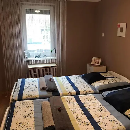 Harka Vendeghaz Apartment
